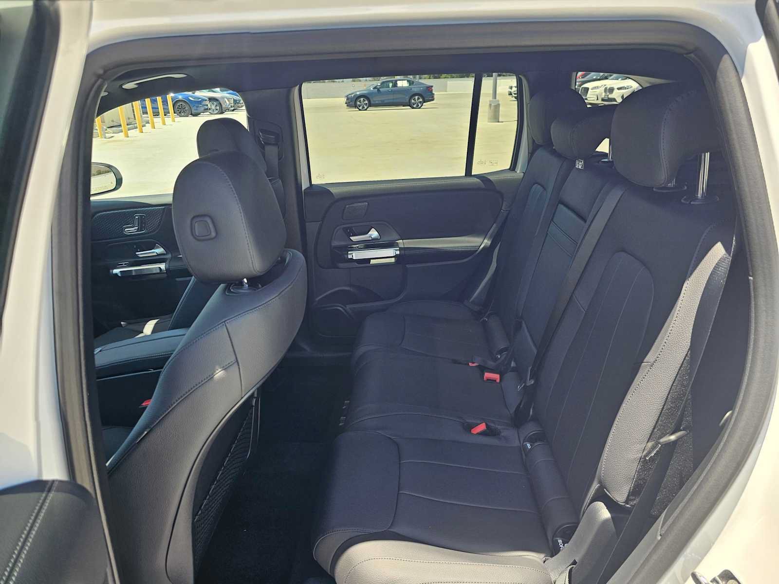 New 2026 Mercedes-Benz GLB 250 image 16