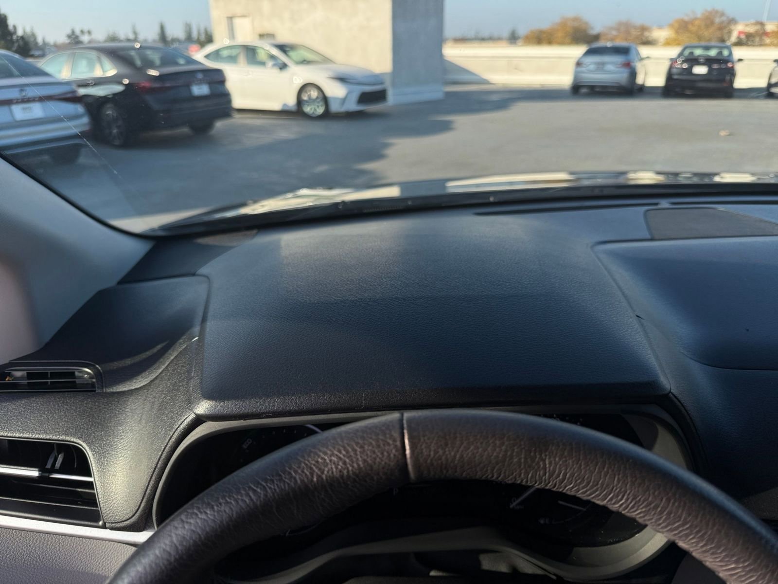 Used 2024 Toyota Sienna XLE image 34