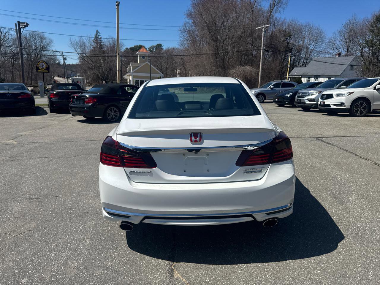 Used 2017 Honda Accord Sport Special Edition image 10