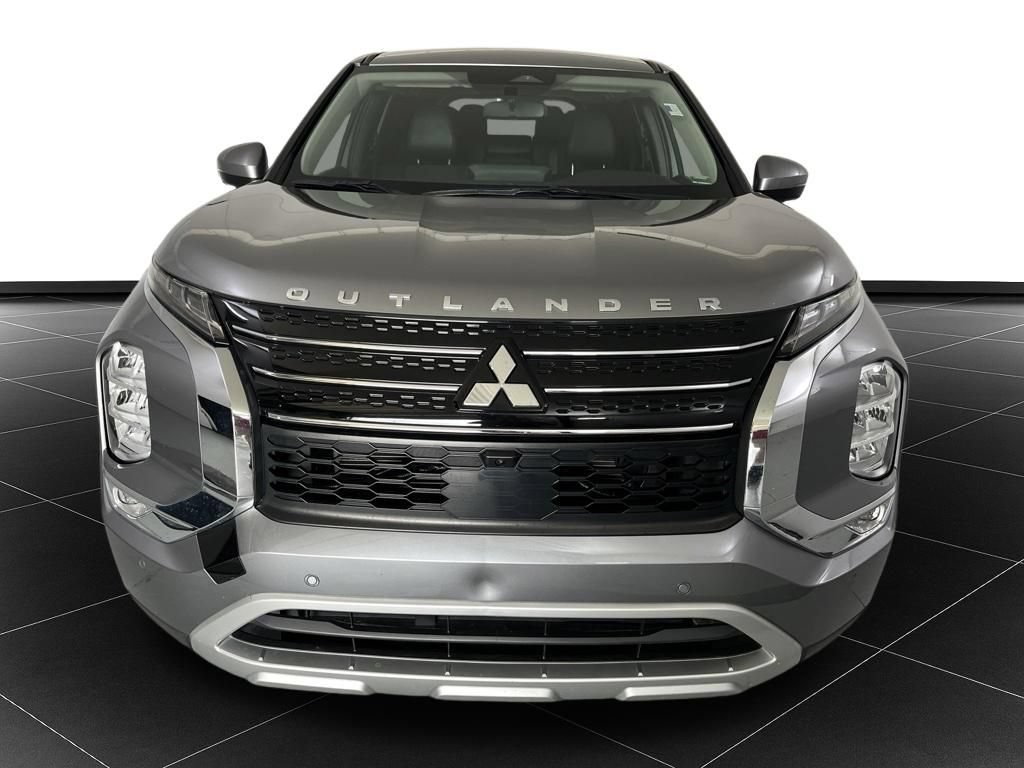 Used 2023 Mitsubishi Outlander SE FWD image 8