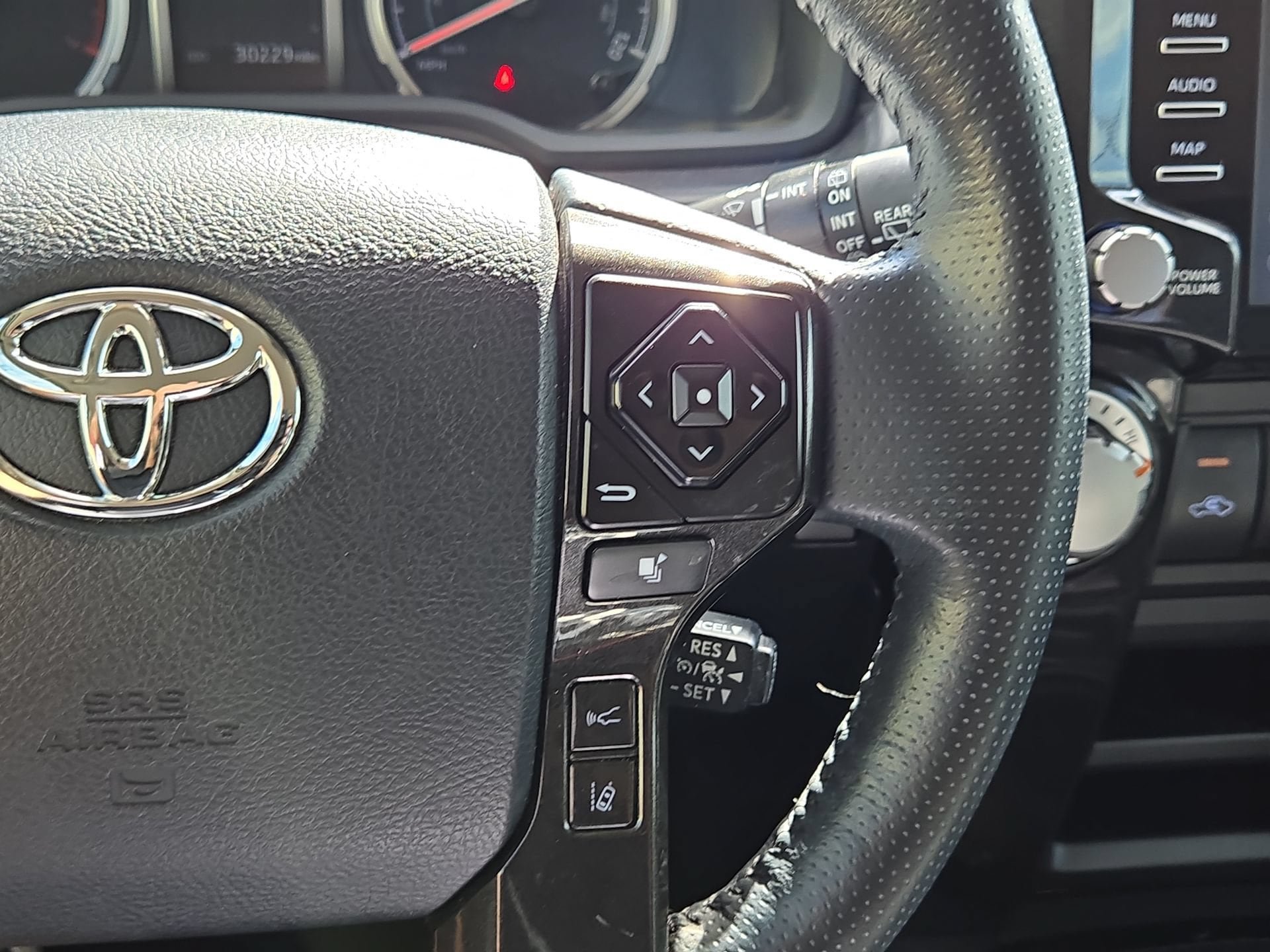 Used 2023 Toyota 4Runner TRD Off-Road Premium AWD/4WD image 21