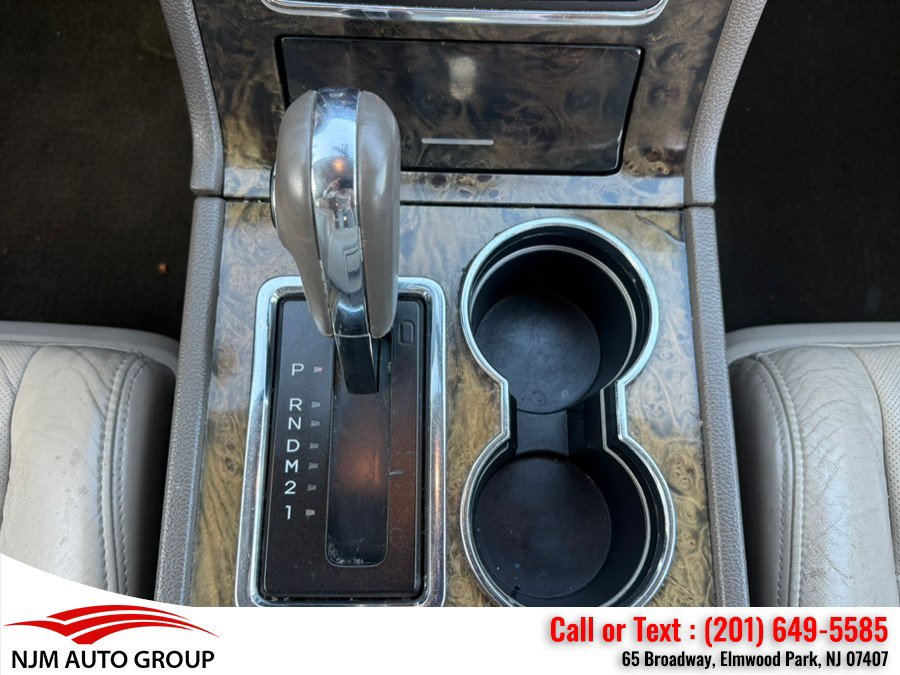 Used 2015 Lincoln Navigator 4WD image 22