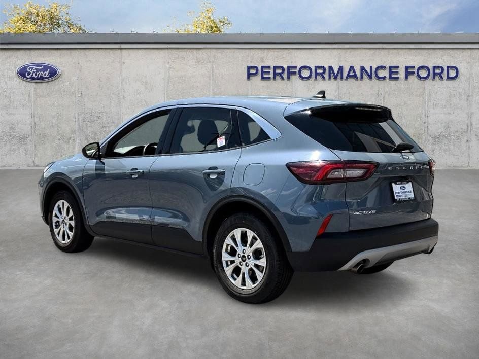Used 2024 Ford Escape Active FWD image 12