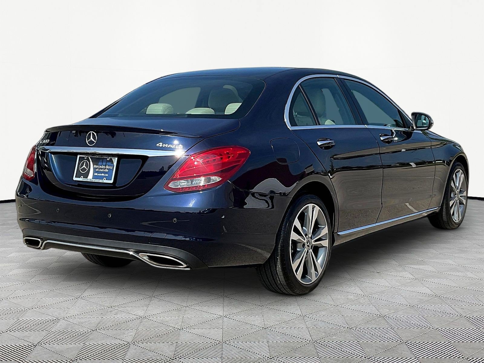 Used 2018 Mercedes-Benz C 300 4MATIC Sedan image 6