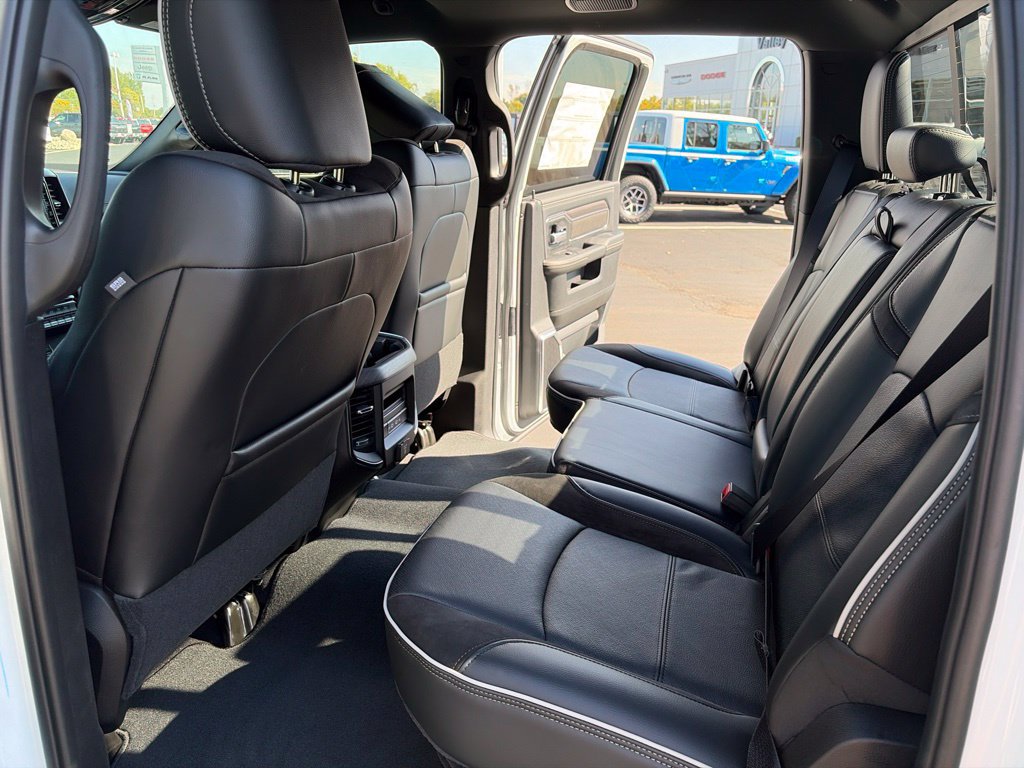 New 2027 RAM 3500 Laramie w/ Max Tow Package AWD/4WD image 15