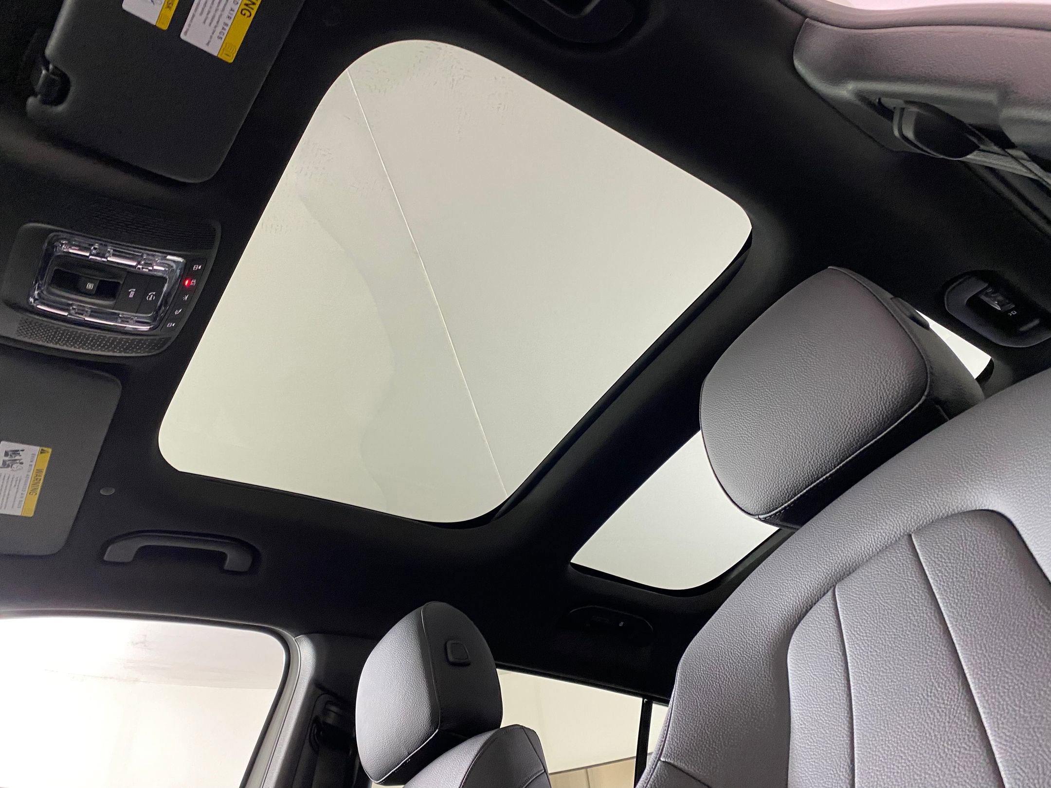 Used 2026 Mercedes-Benz GLB 250 4MATIC image 15