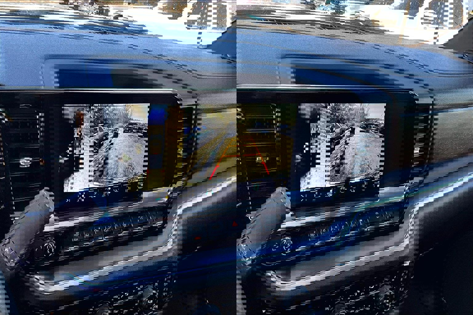 Certified 2024 Chevrolet Silverado 3500 High Country w/ High Country Premium Package image 10