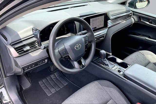 Used 2025 Toyota Camry LE FWD image 17