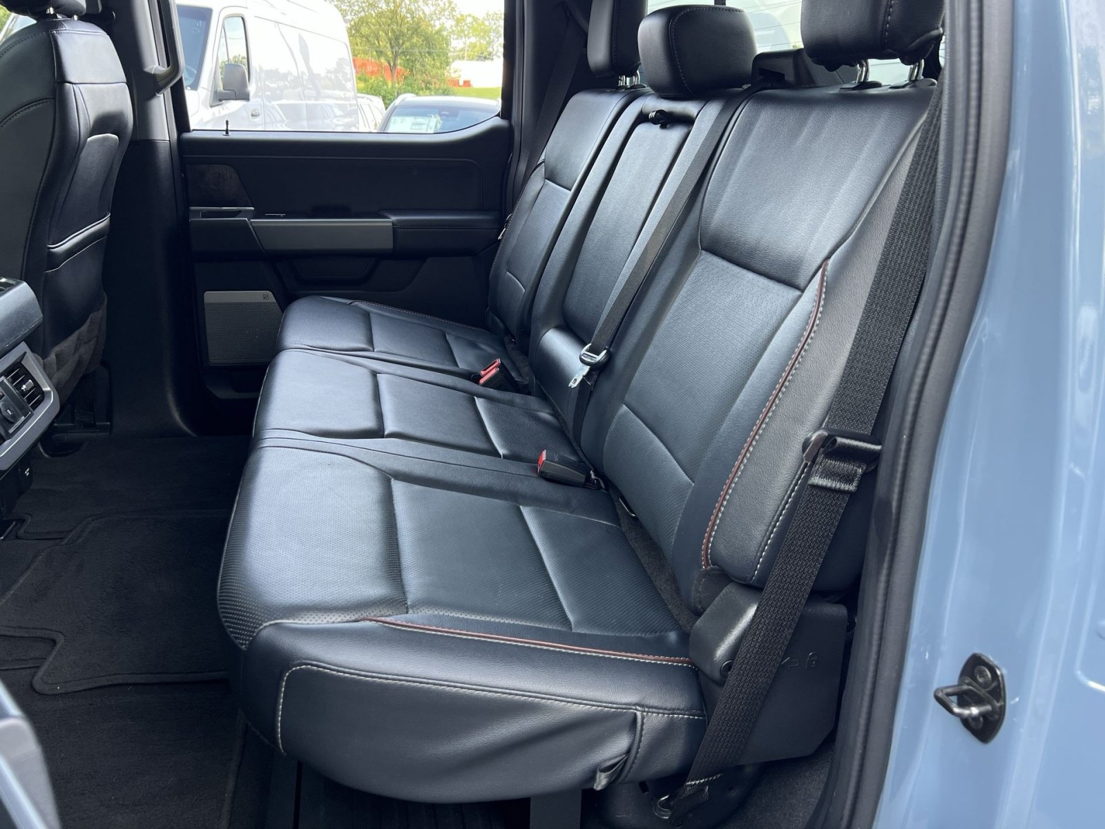Used 2023 Ford F250 Lariat w/ Lariat Ultimate Package AWD/4WD image 30