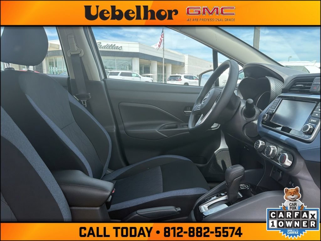 Used 2025 Nissan Versa SV w/ Trunk Package FWD image 2