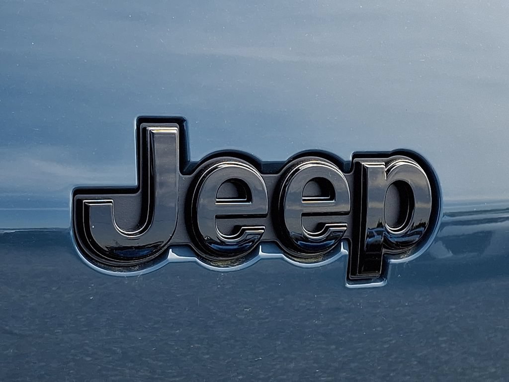 New 2026 Jeep Grand Cherokee L Limited w/ Limited Altitude Package AWD/4WD image 21