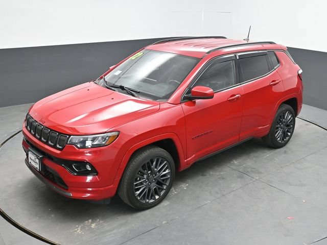 Used 2022 Jeep Compass Limited AWD/4WD image 32