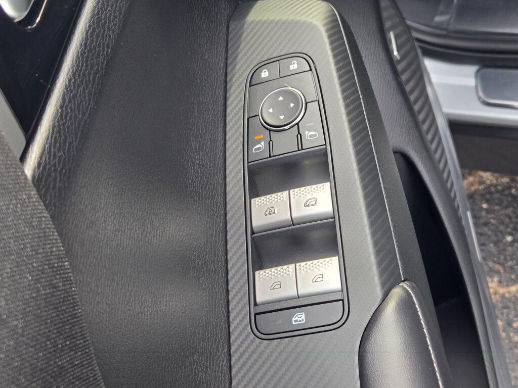 New 2027 Mitsubishi Outlander ES AWD/4WD image 17