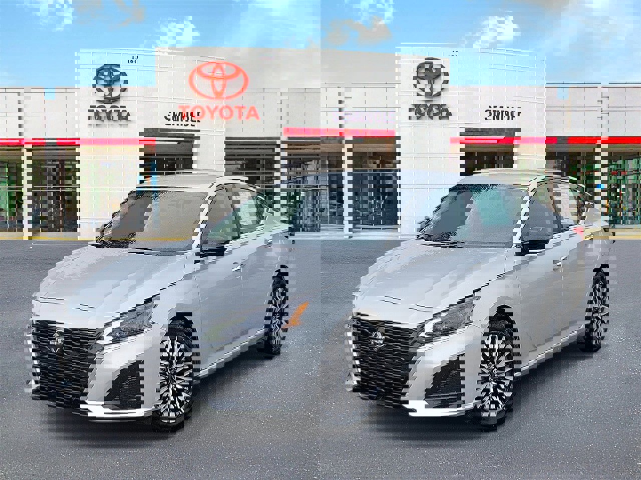 Used 2024 Nissan Altima 2.5 SV