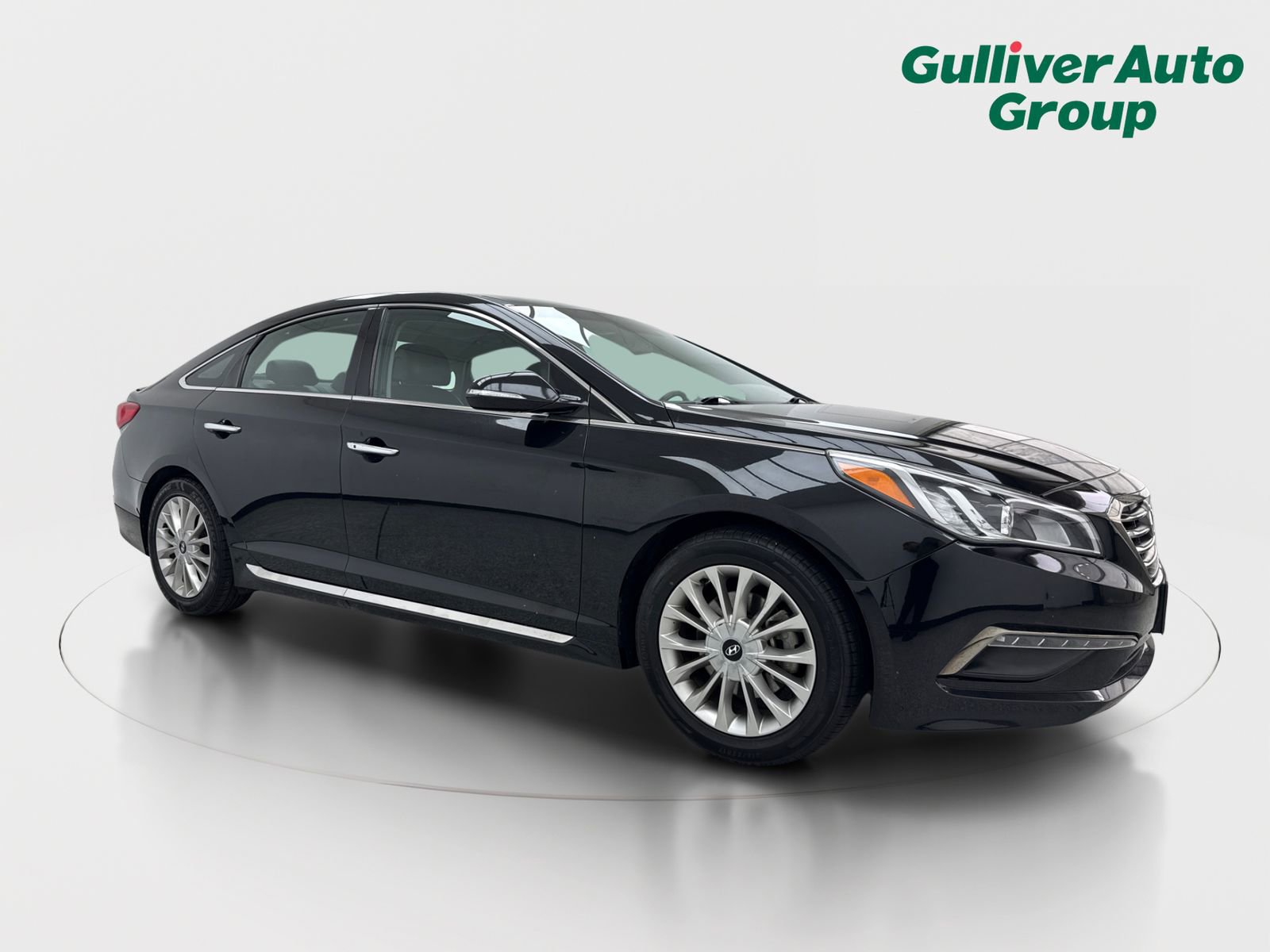 Used 2015 Hyundai Sonata Limited w/ Option Group 05 FWD image 12