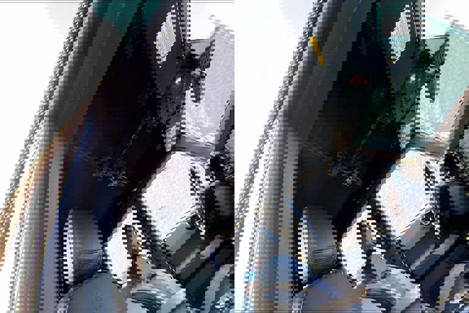 Used 2023 Ford Bronco Wildtrak image 13