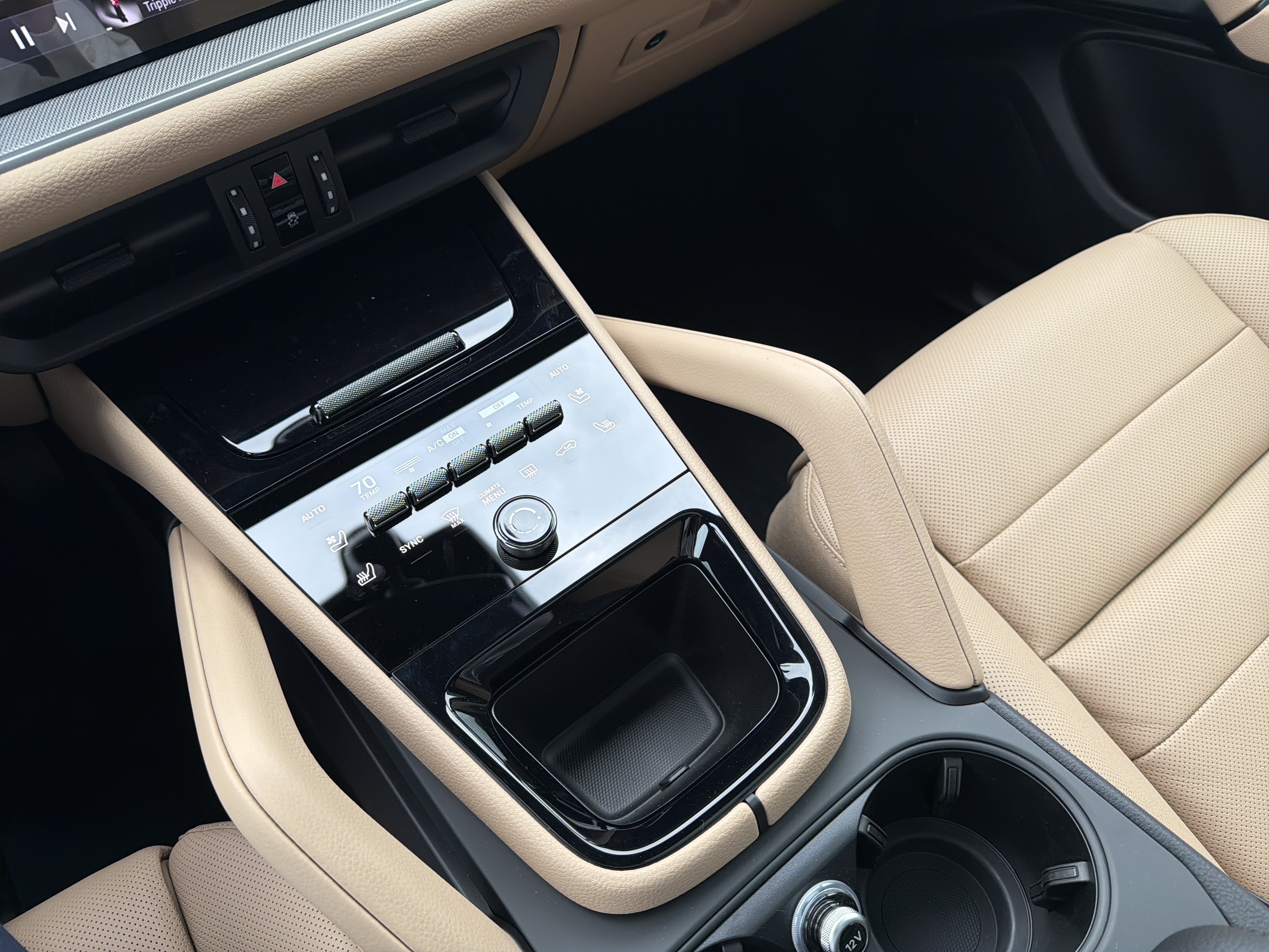 New 2026 Porsche Cayenne AWD/4WD image 24