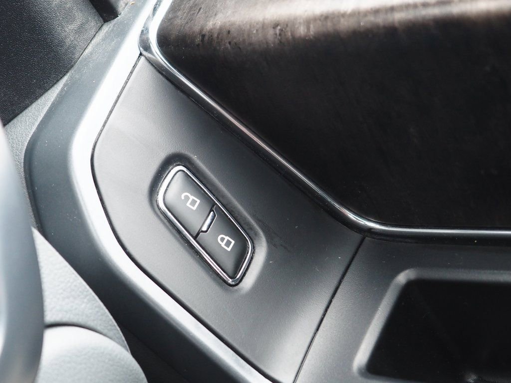 Used 2023 Ford F150 Lariat w/ Equipment Group 502A High image 29