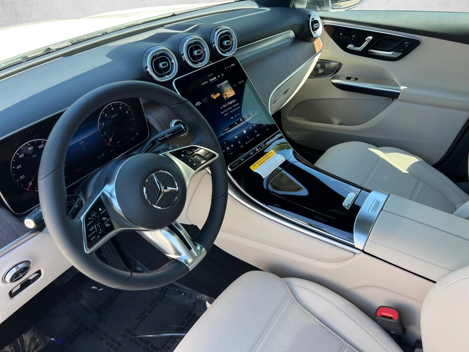 New 2026 Mercedes-Benz GLC 300 4MATIC image 11