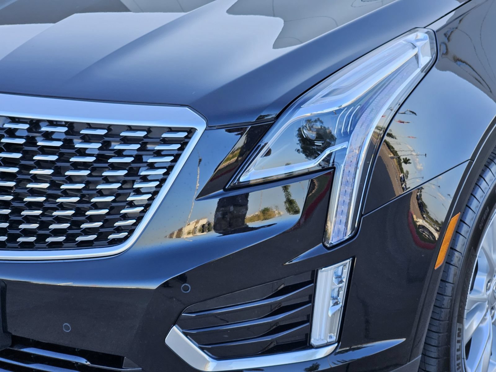 New 2026 Cadillac XT5 Luxury AWD/4WD image 10