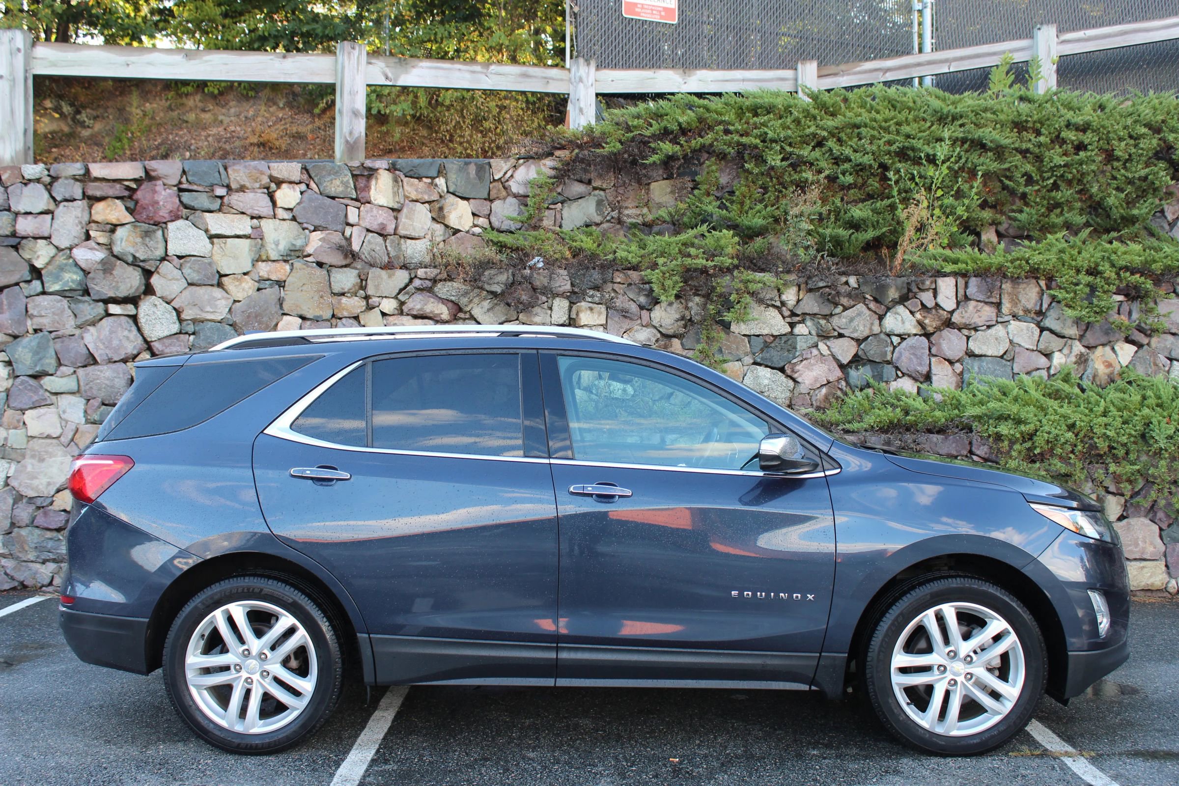 Used 2018 Chevrolet Equinox Premier image 5
