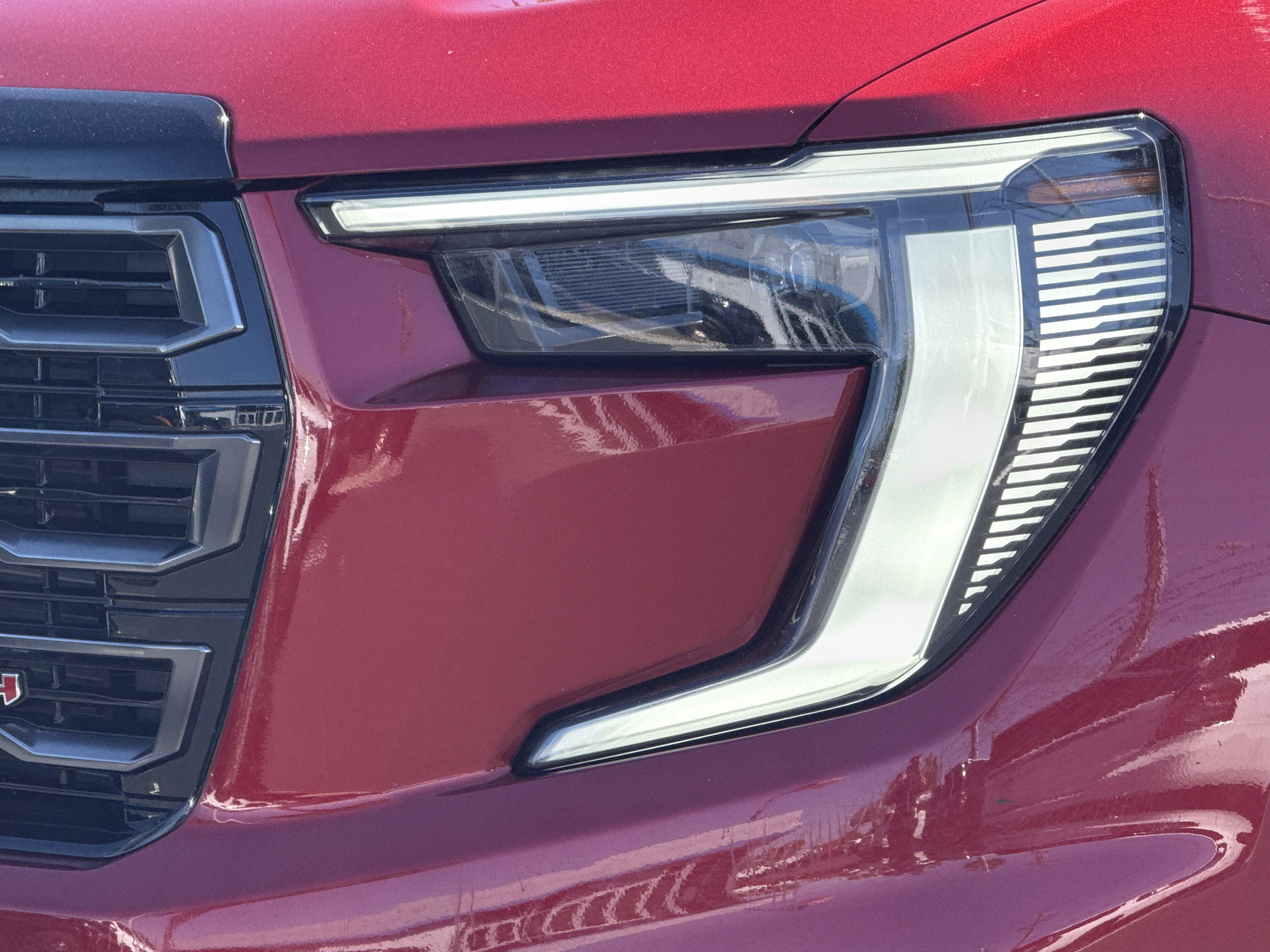 Used 2024 GMC Acadia AT4 image 6