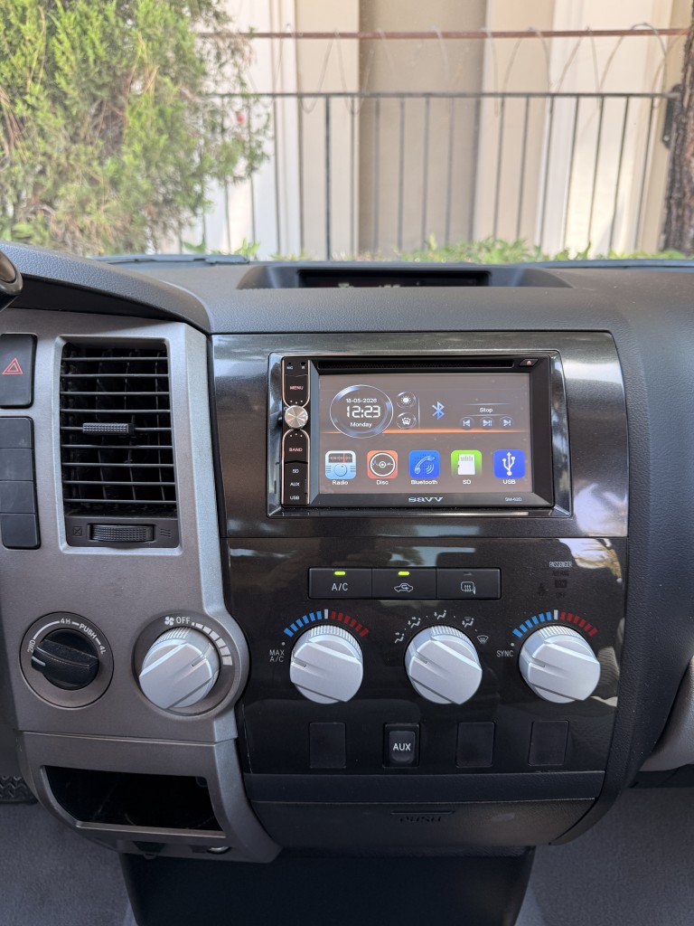 Used 2011 Toyota Tundra 4x4 Double Cab w/ Tow Pkg image 22