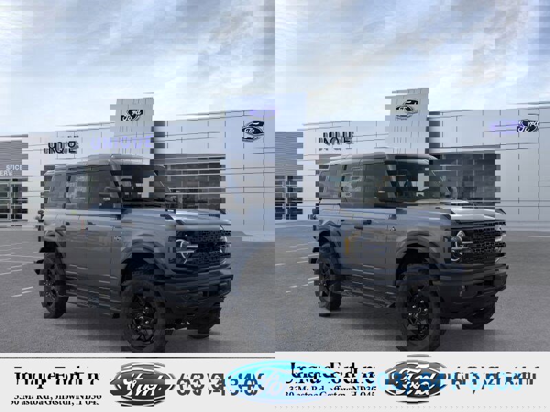 New 2025 Ford Bronco Outer Banks w/ Black Appearance Package image 39