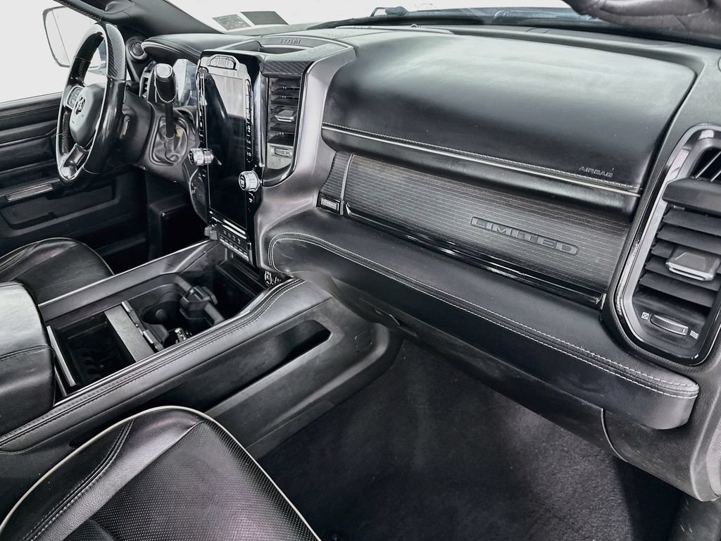 Used 2022 RAM 3500 Limited AWD/4WD image 31