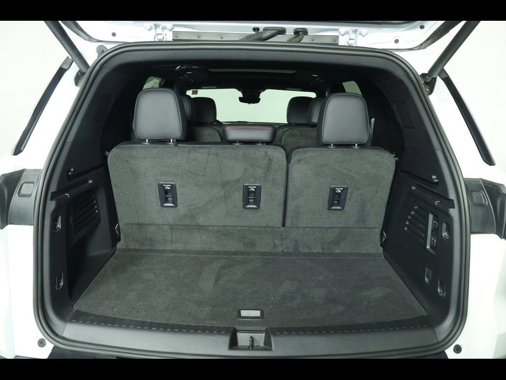 Used 2024 Chevrolet Traverse RS w/ LPO, Floor Liner Package image 17