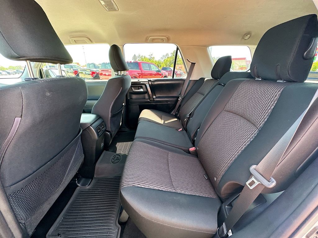 Used 2021 Toyota 4Runner TRD Off-Road AWD/4WD image 17