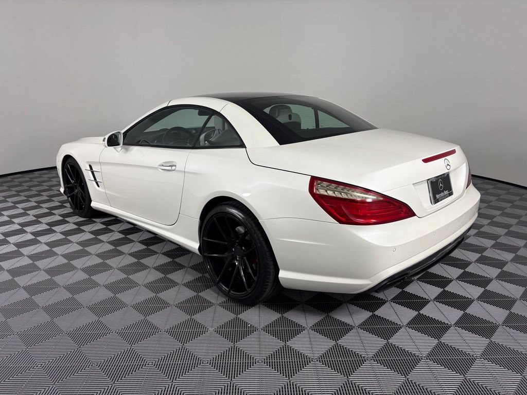 Used 2014 Mercedes-Benz SL 550 image 5
