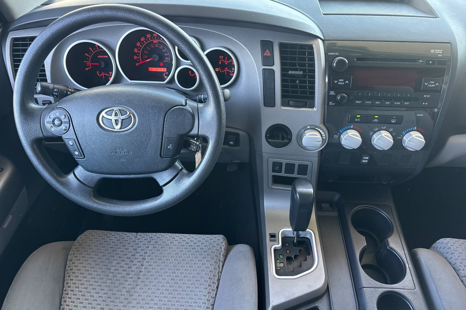 Used 2013 Toyota Tundra 2WD CrewMax w/ Tow Pkg image 27