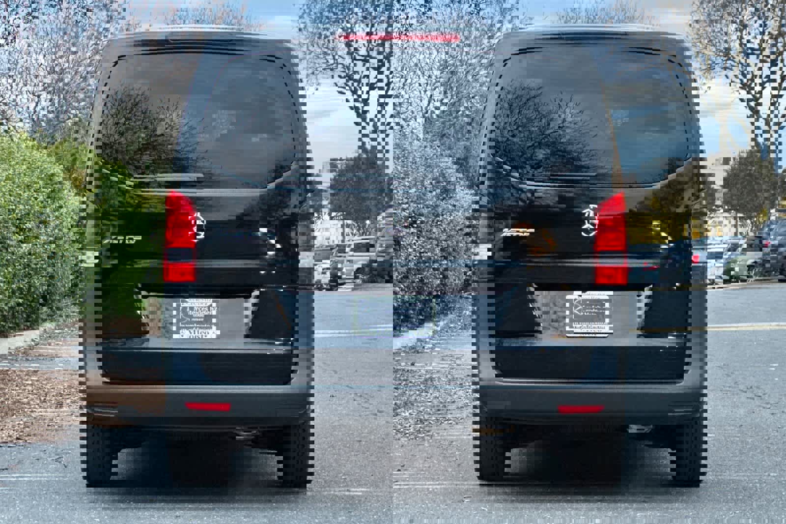 Used 2023 Mercedes-Benz Metris Passenger image 4