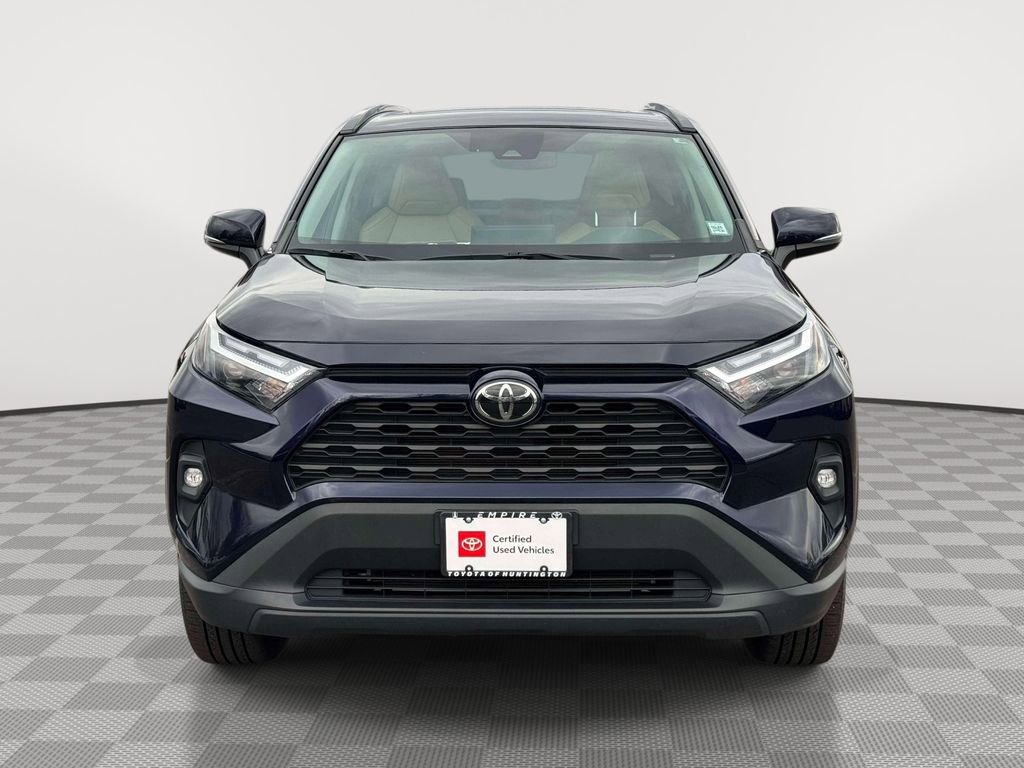Used 2023 Toyota RAV4 XLE Premium image 2