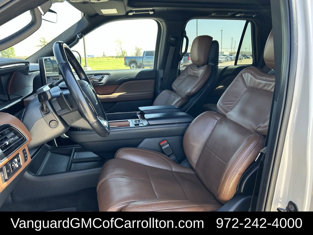 Used 2022 Lincoln Navigator Reserve image 29
