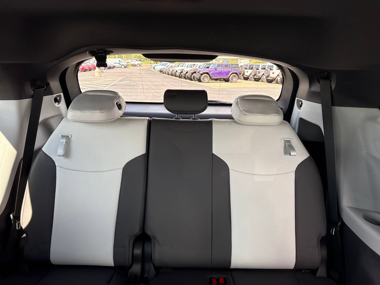 Used 2022 Toyota Sienna XSE FWD image 15