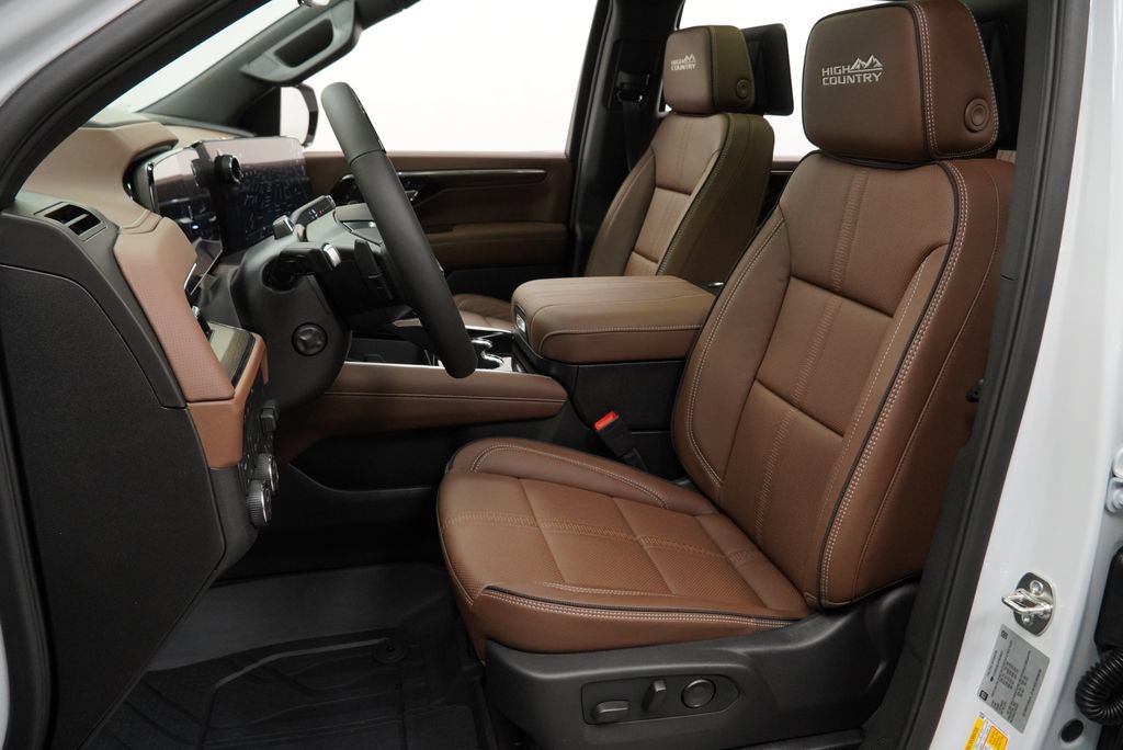 New 2026 Chevrolet Suburban High Country AWD/4WD image 7