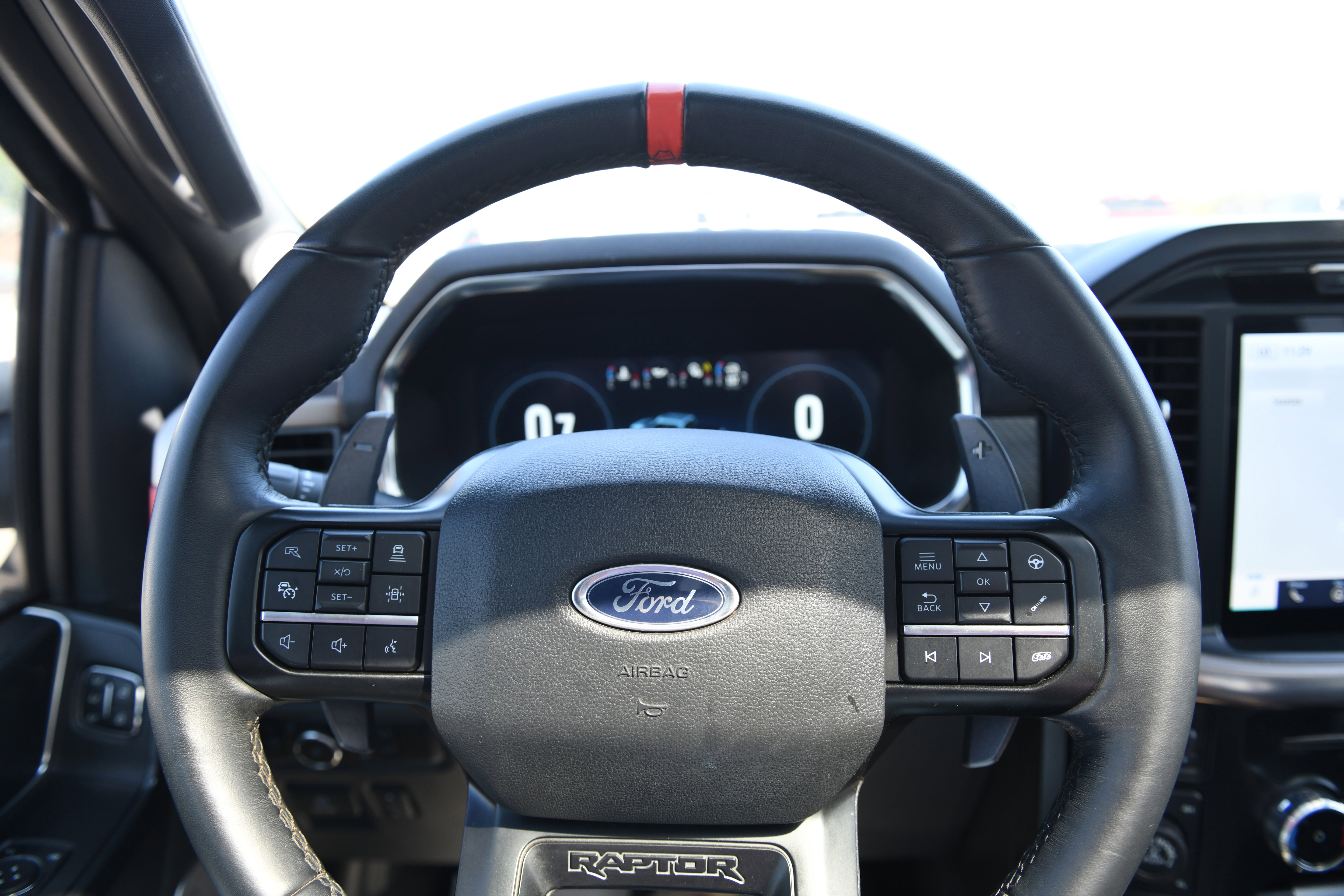 Used 2023 Ford F150 Raptor w/ Raptor Carbon Fiber Package image 18