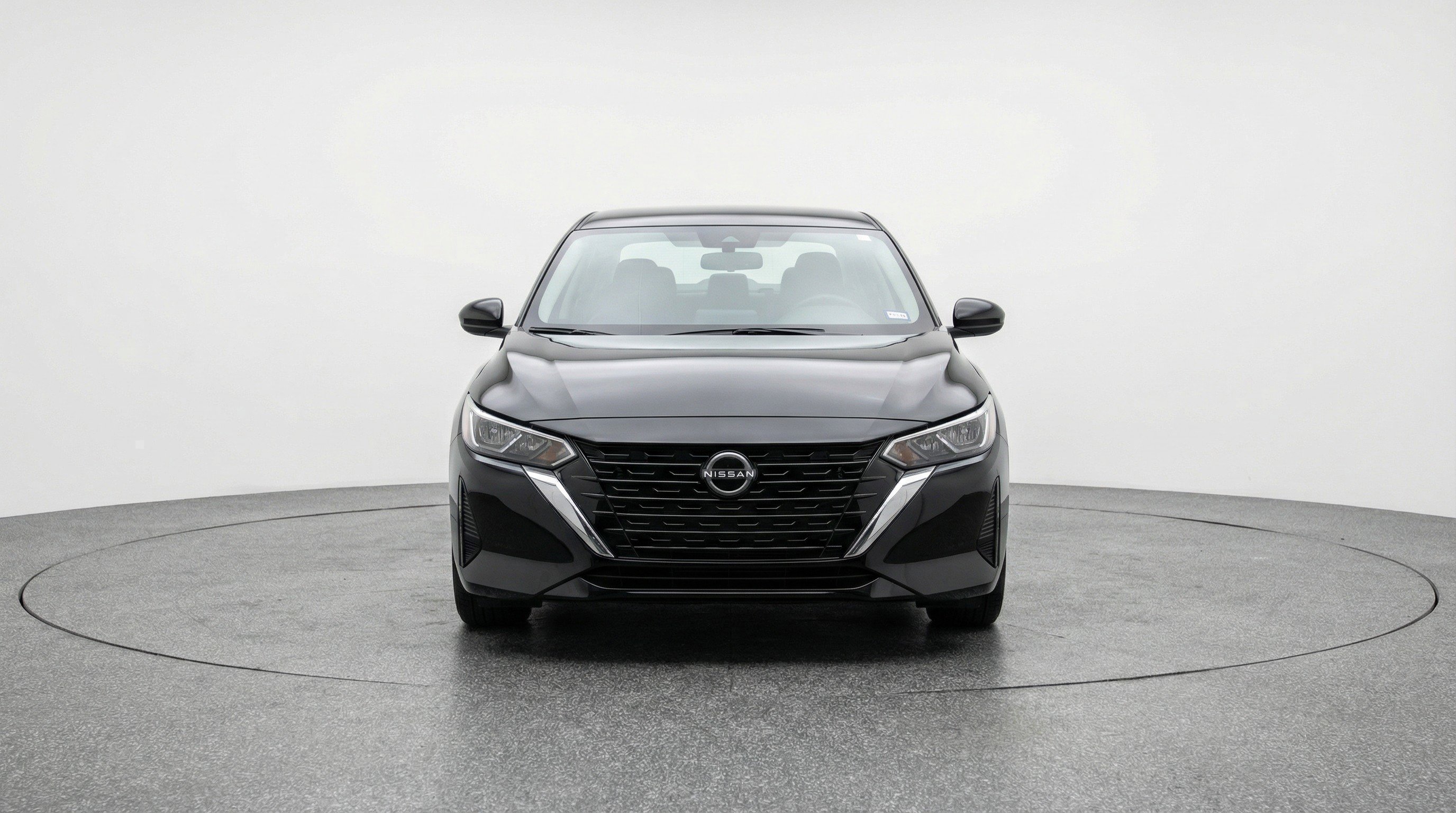 Used 2025 Nissan Sentra SV image 2