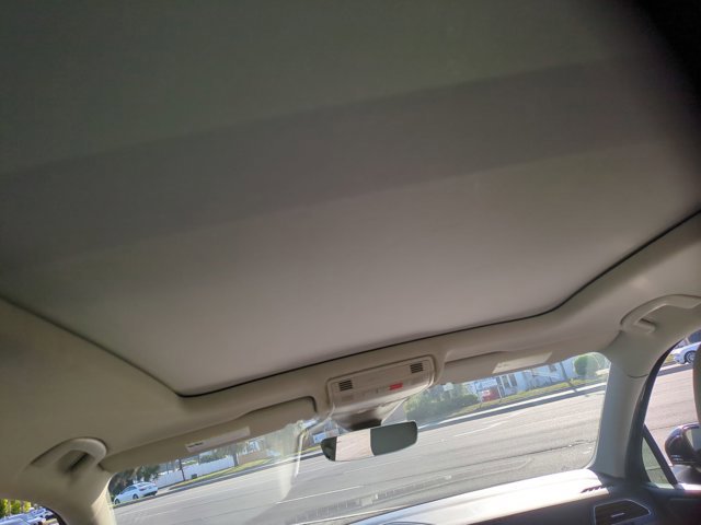 Used 2020 Volkswagen Tiguan SEL w/ Tiguan Three-Row MDO Package image 20