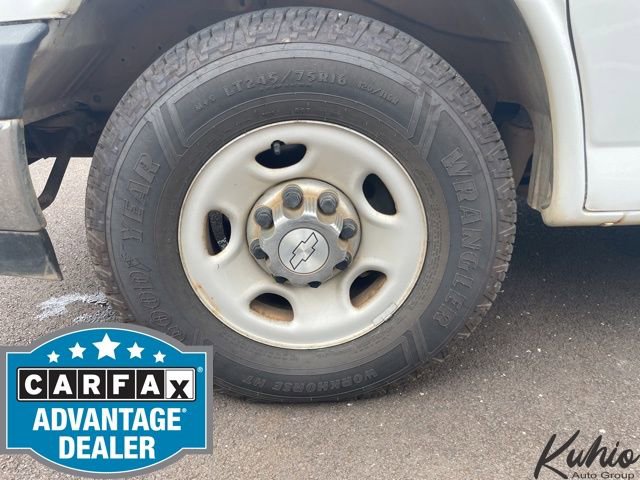 Used 2017 Chevrolet Express 3500 LT w/ LT Preferred Equipment Group image 12