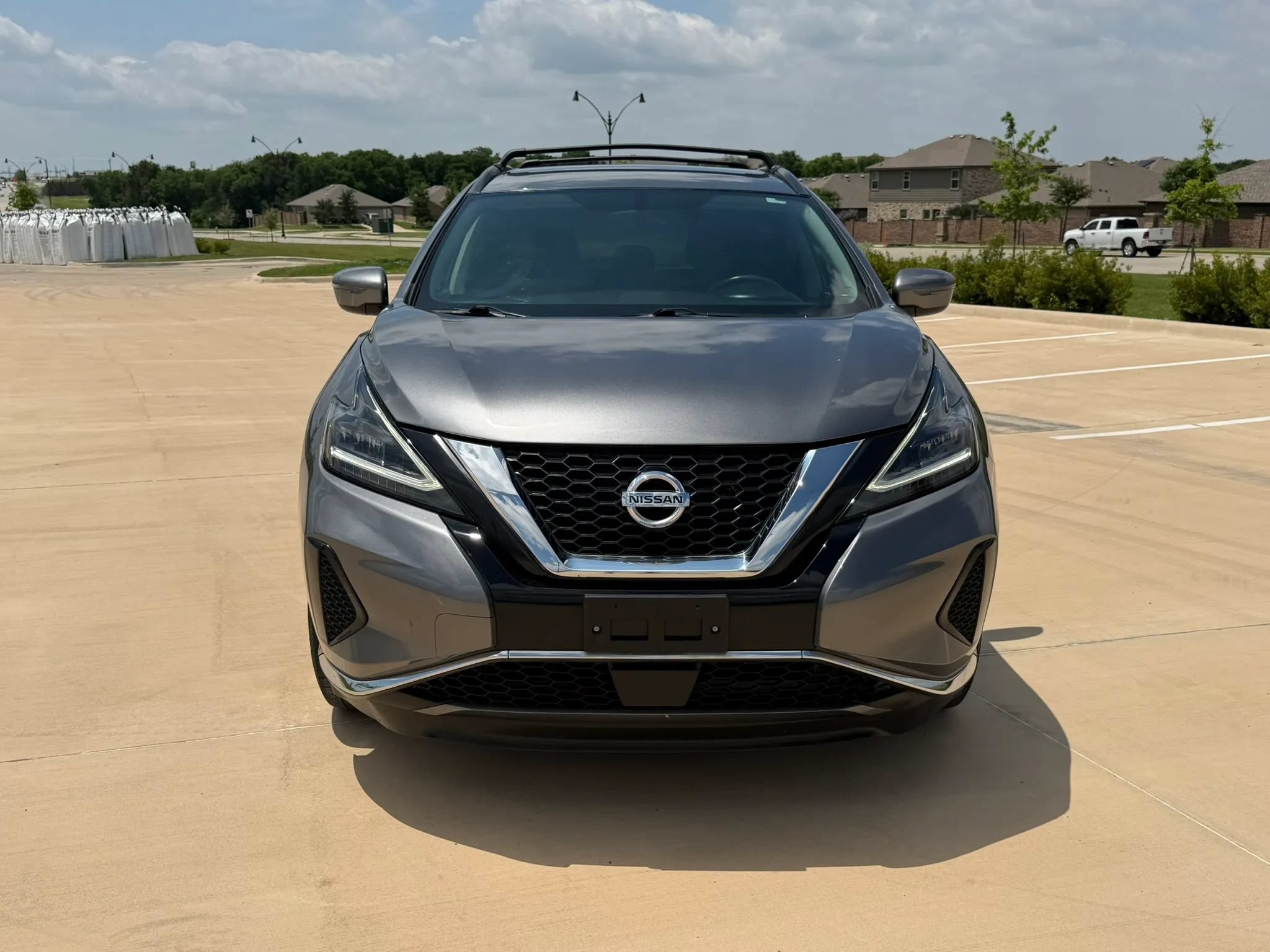 Used 2019 Nissan Murano SV FWD image 2