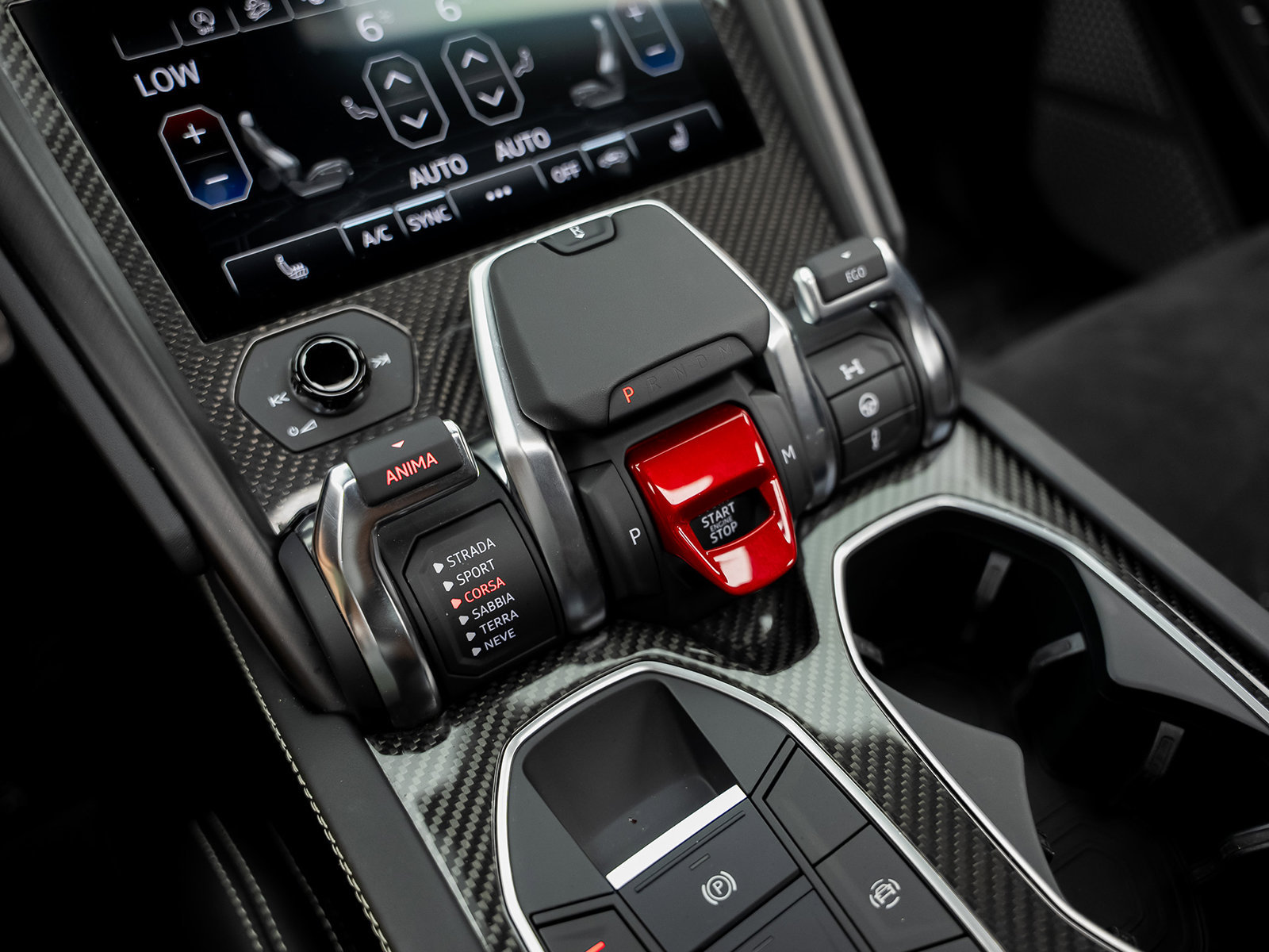 Used 2022 Lamborghini Urus AWD/4WD image 51