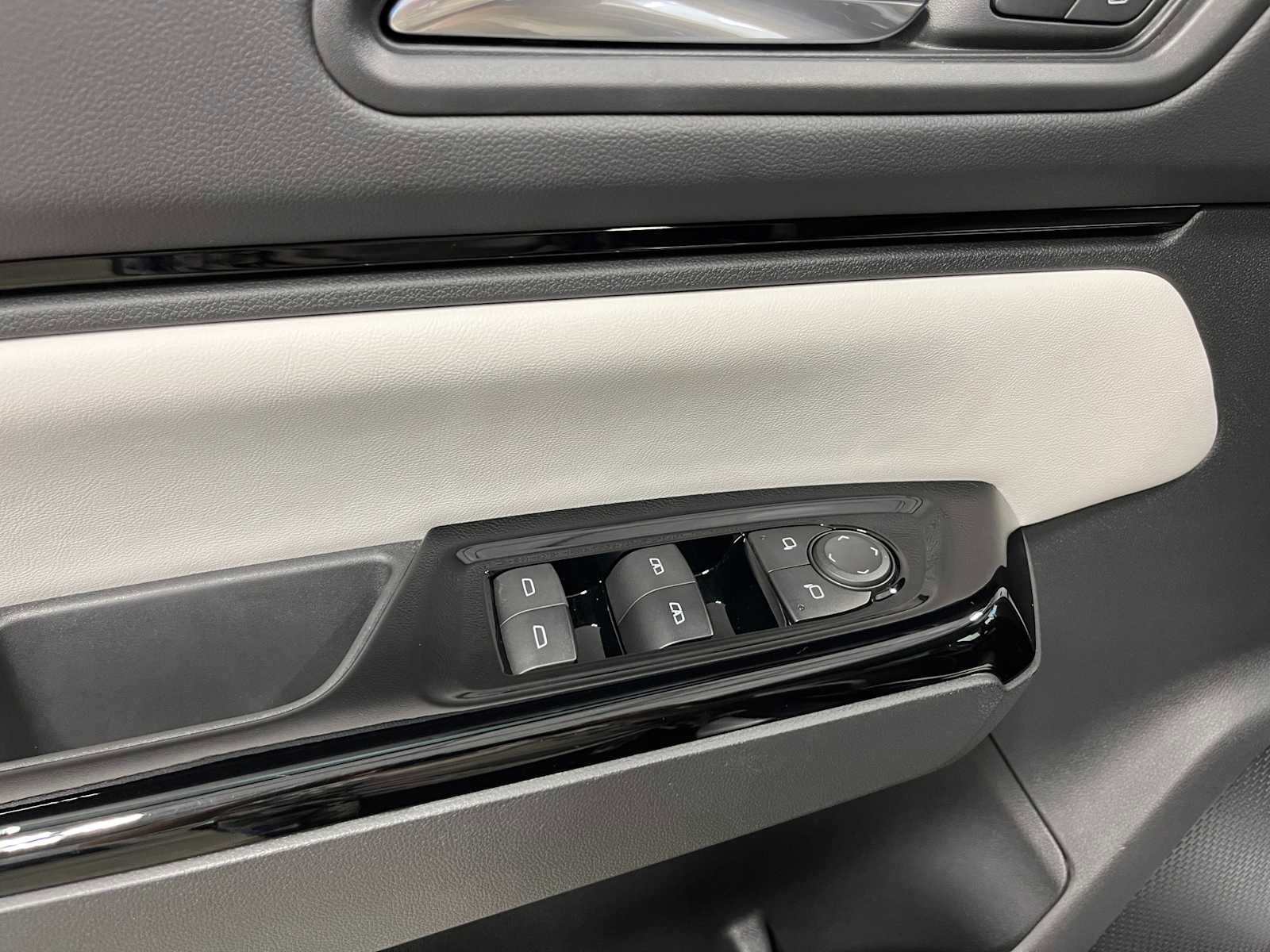 New 2025 Honda Prologue Touring image 14