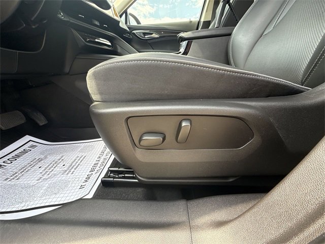Used 2023 Buick Envision Essence image 49