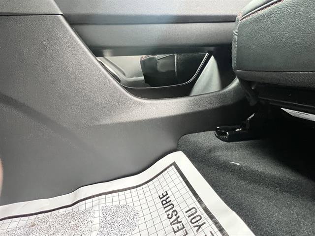 New 2026 Chevrolet Traverse RS w/ LPO, Floor Liner Package image 18