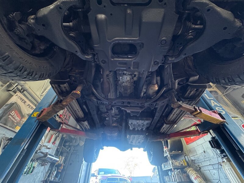 Used 2011 Toyota FJ Cruiser 4WD image 33