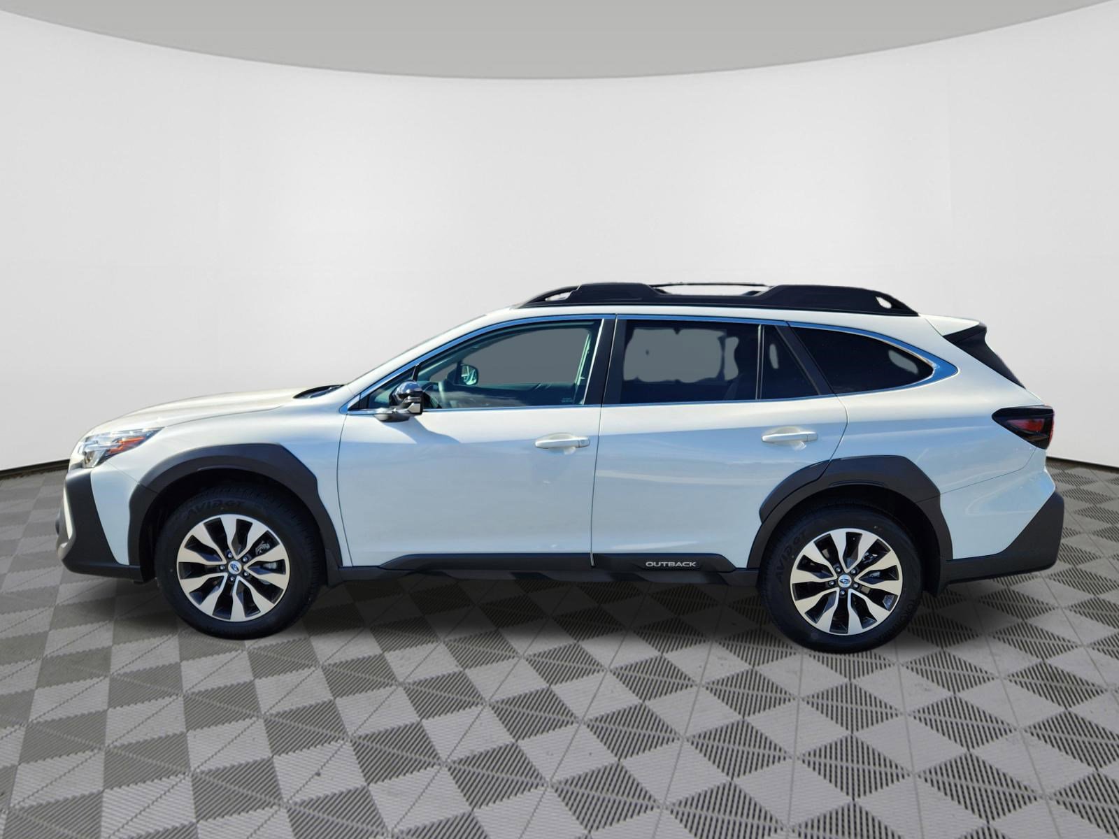 Certified 2025 Subaru Outback Limited image 5