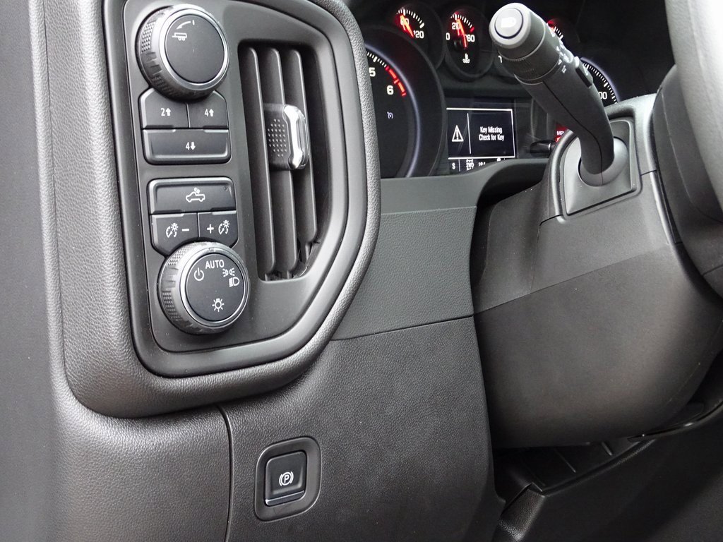 Used 2025 Chevrolet Silverado 2500 Custom w/ Custom Convenience Package image 12